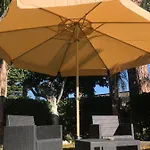 Oasis פומפיי