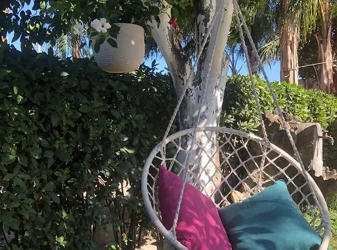 Oasis Гостевой дом Помпеи